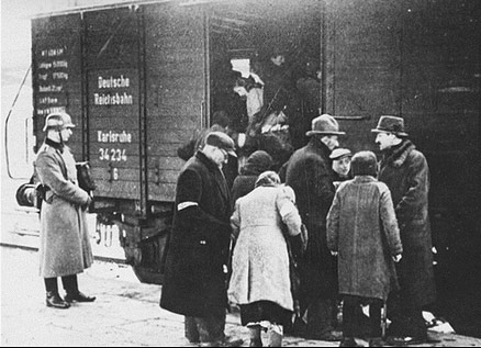 jews-loaded-into-boxcars - Copy